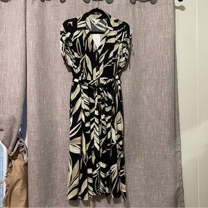Time and Tru Black and Cream Leaf Midi Dress NWT, M